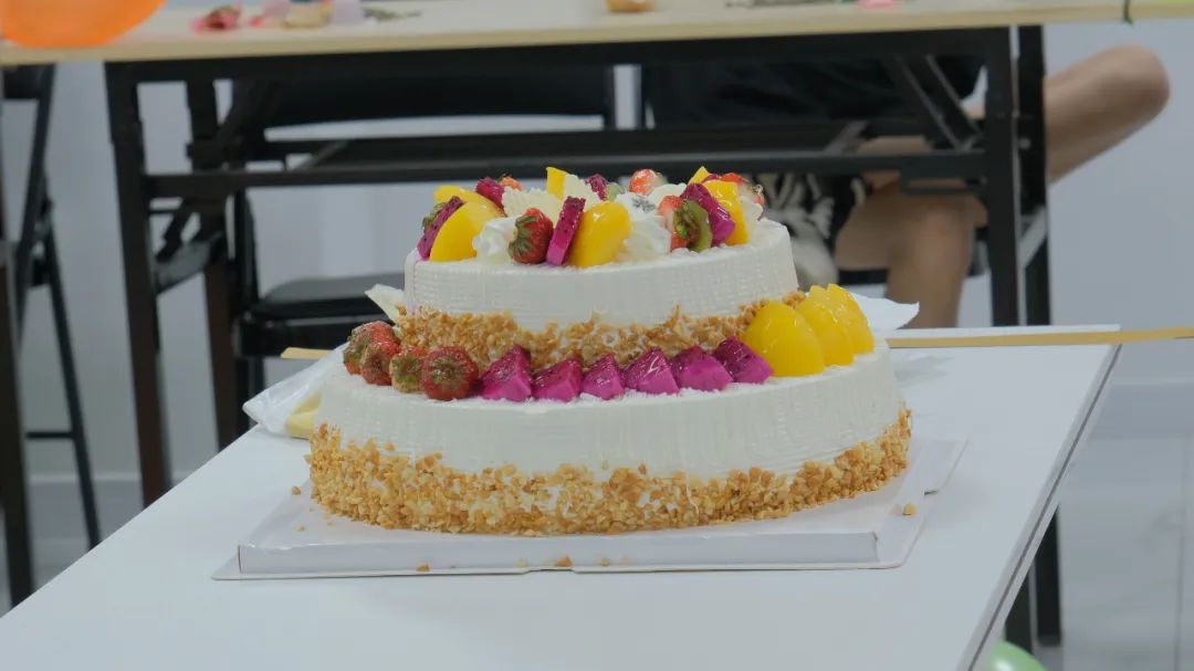 1656993101659531.jpg 640.jpg