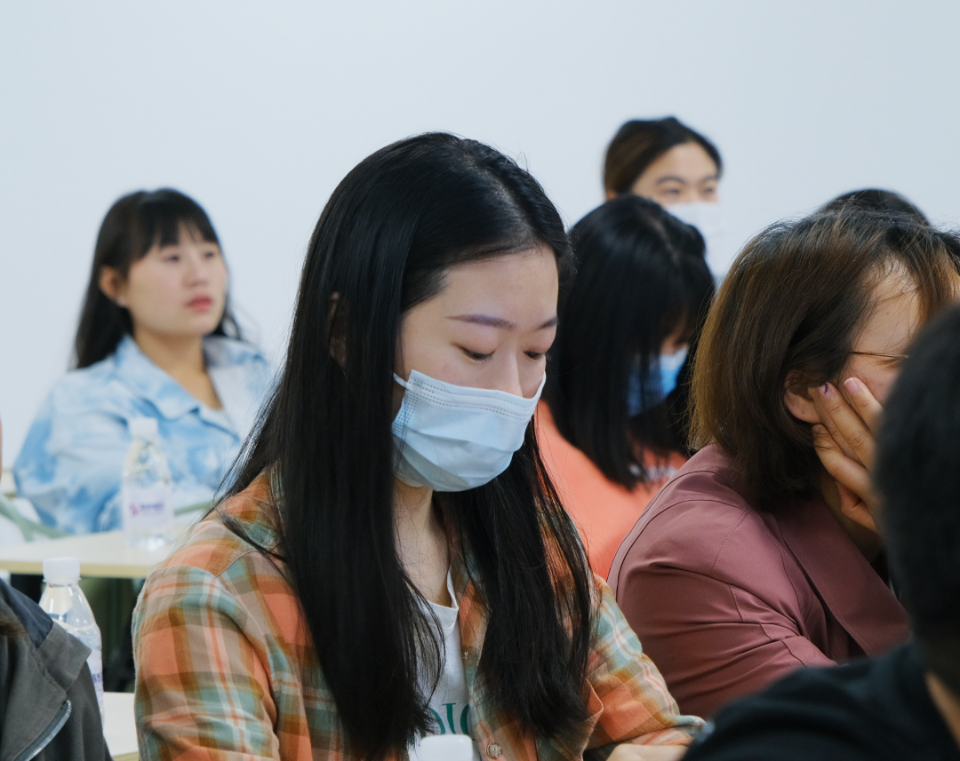 1657007452845189.png 640 (3).png