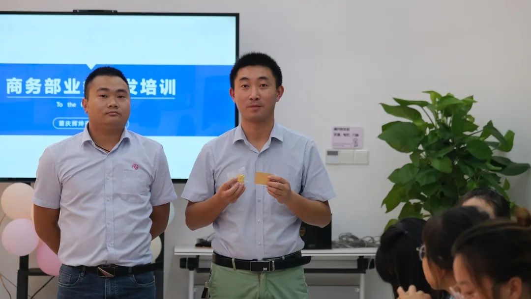 1660111514331627.jpg 640 (1).jpg