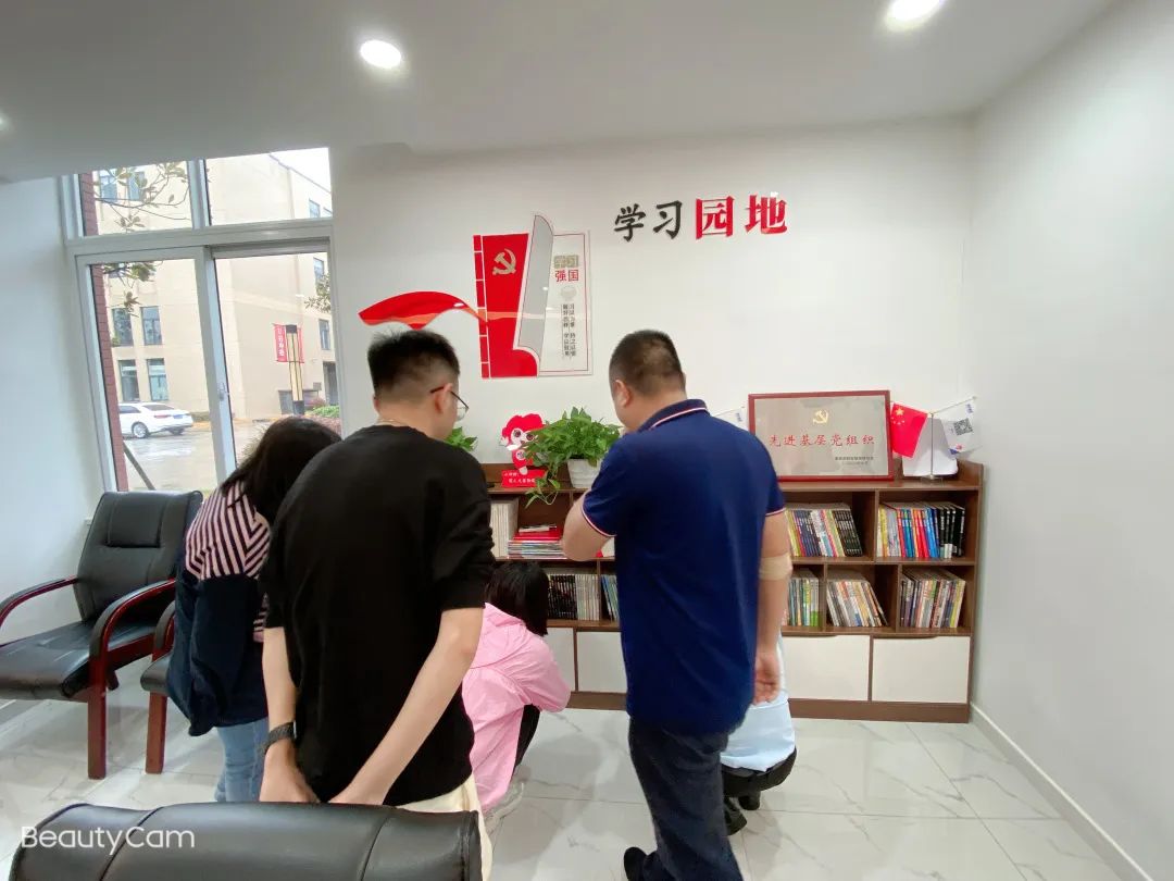 1663986038599870.jpg 640.jpg