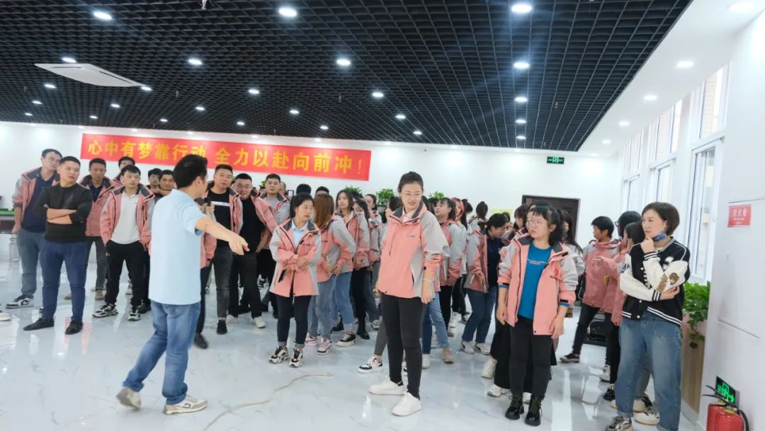 1665457371559360.jpg 640 (1).jpg