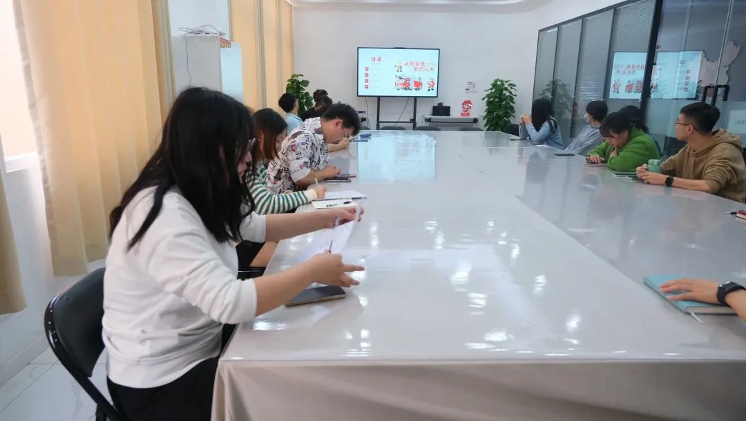 1666161314668859.jpg 640.jpg