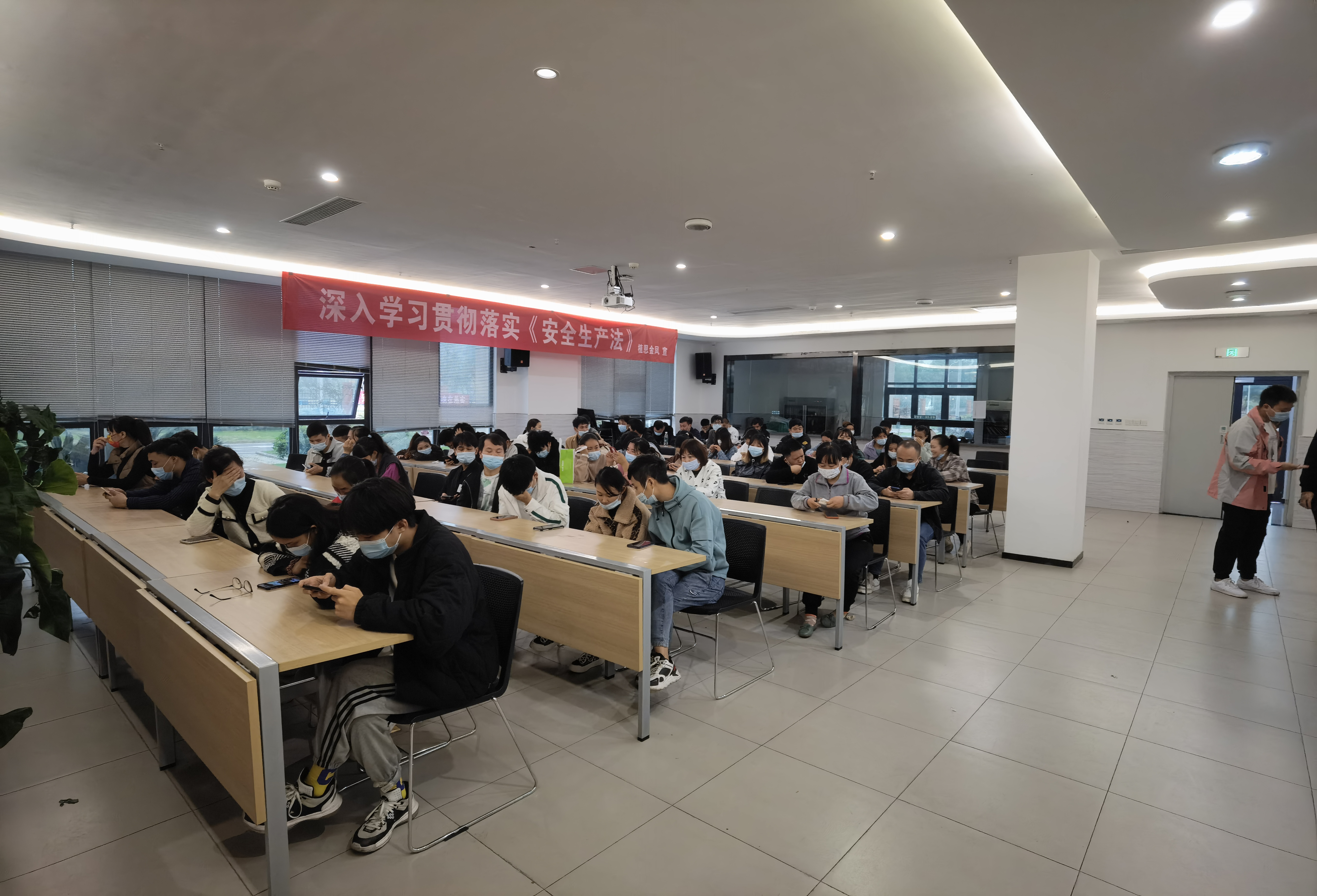 1668748917430697.jpg 微信图片_20221112163016.jpg