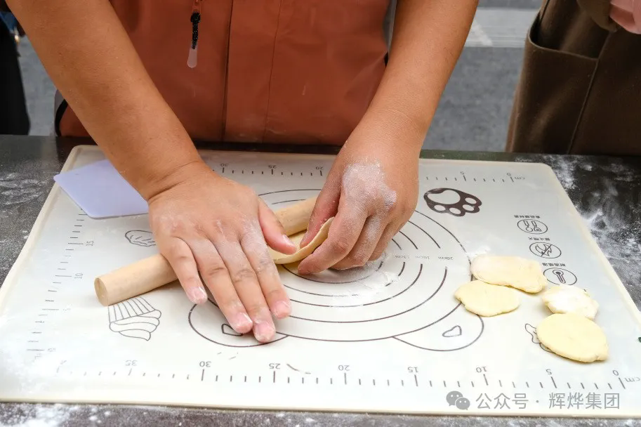 1731030486940778.png 640.webp (10).png