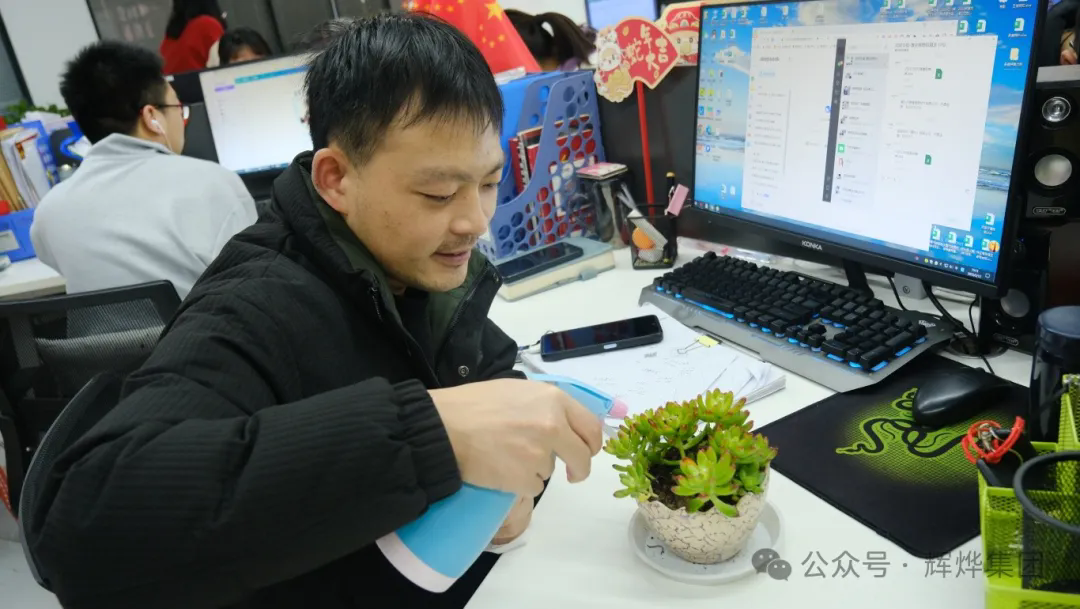 1741833365189296.png 640.webp (1).png