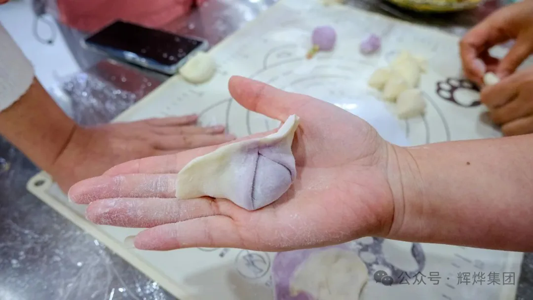 1762571203508967.png 640.webp (6).png